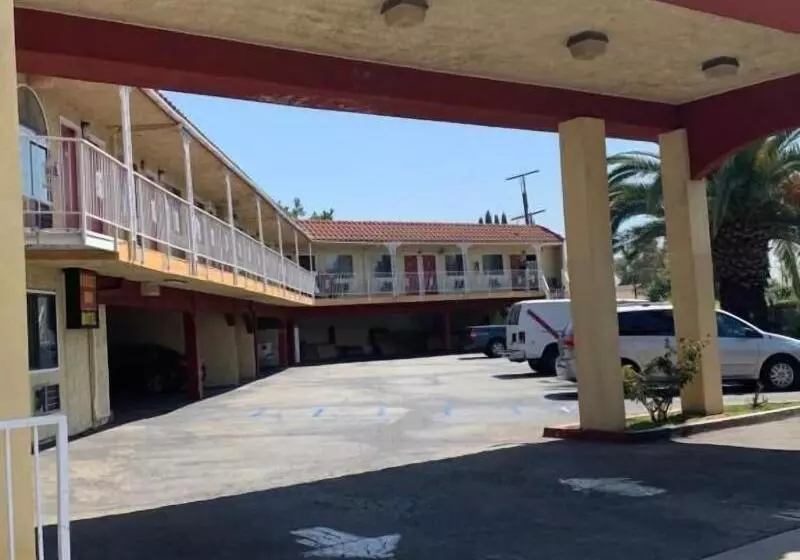 Budget Inn Motel