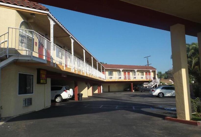 Budget Inn Motel