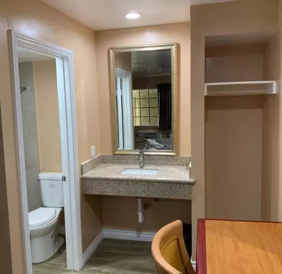 Budget Inn Motel