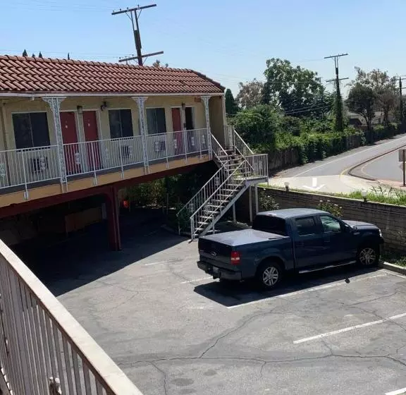 Budget Inn Motel