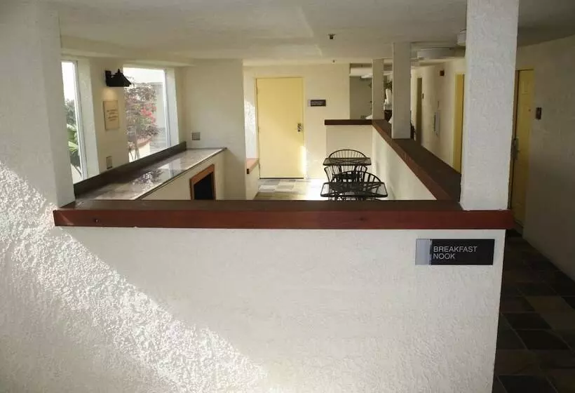 ホテル Airport Inn