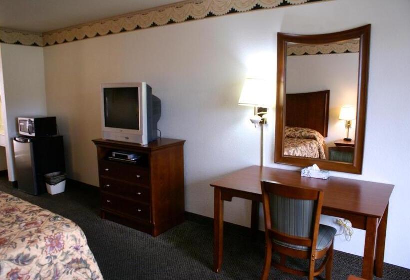 فندق Airport Inn