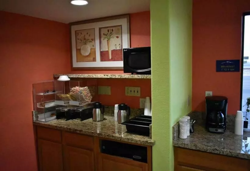 هتل Apex Inn