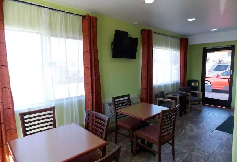 هتل Apex Inn