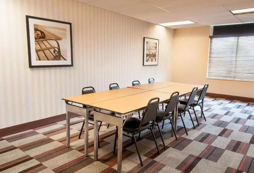 Hotelli Four Points By Sheraton Columbus Polaris