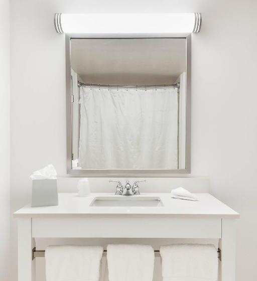 فندق Four Points By Sheraton Columbus Polaris