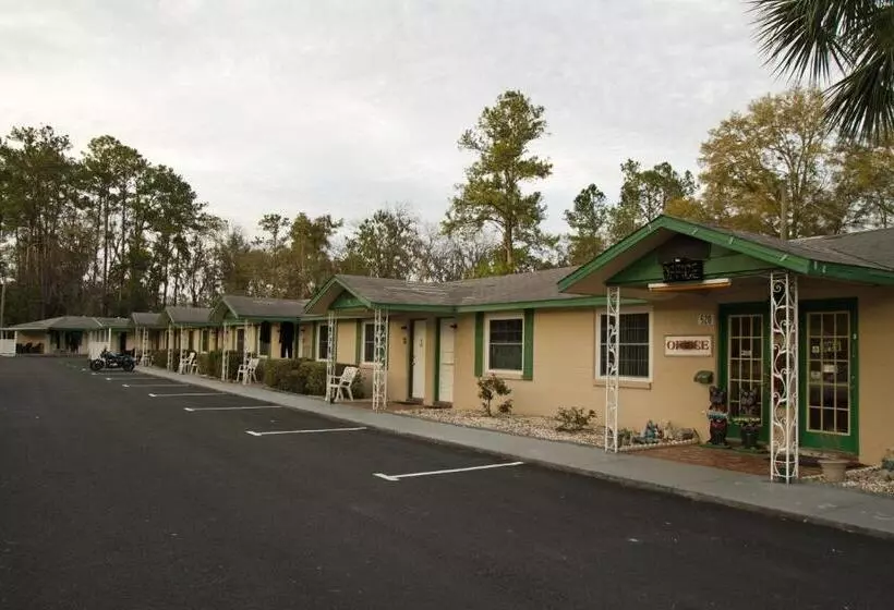 ホテル High Springs Country Inn