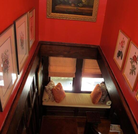 酒店 Hilltop House Bed & Breakfast