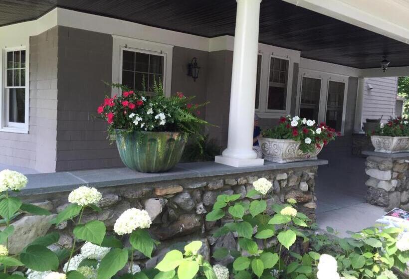 酒店 Hilltop House Bed & Breakfast