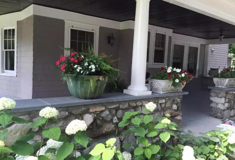 ホテル Hilltop House Bed & Breakfast