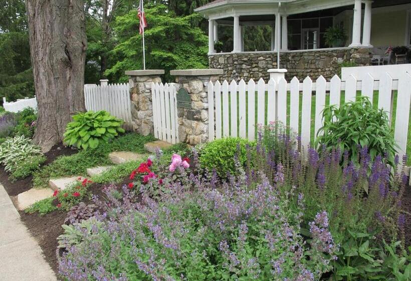 酒店 Hilltop House Bed & Breakfast