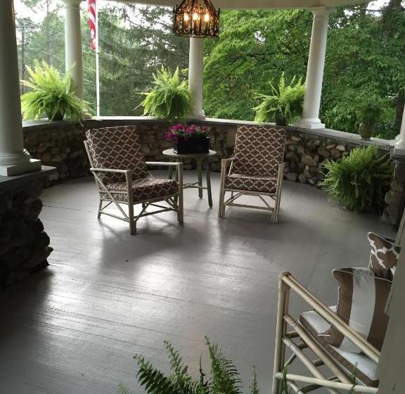 酒店 Hilltop House Bed & Breakfast