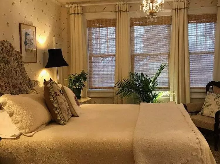 ホテル Hilltop House Bed & Breakfast