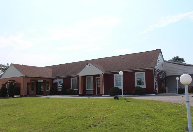 فندق Oceanside Lodge