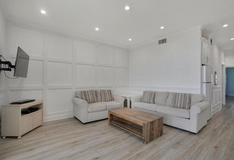 Отель The Hermitage At Napeague