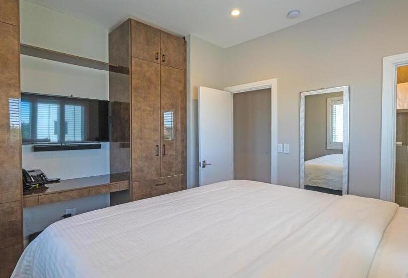 Отель The Hermitage At Napeague