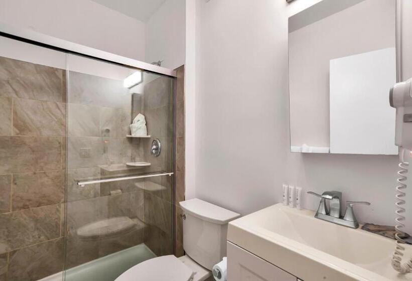 Отель The Hermitage At Napeague