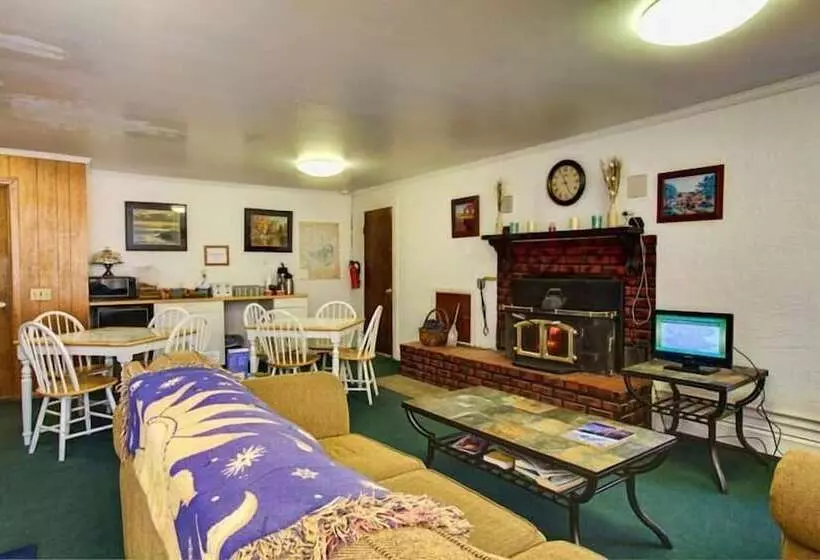 Margaretville Motel