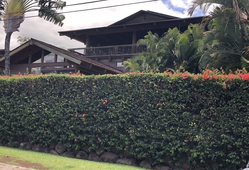 Maui What A Wonderful World Bed & Breakfast