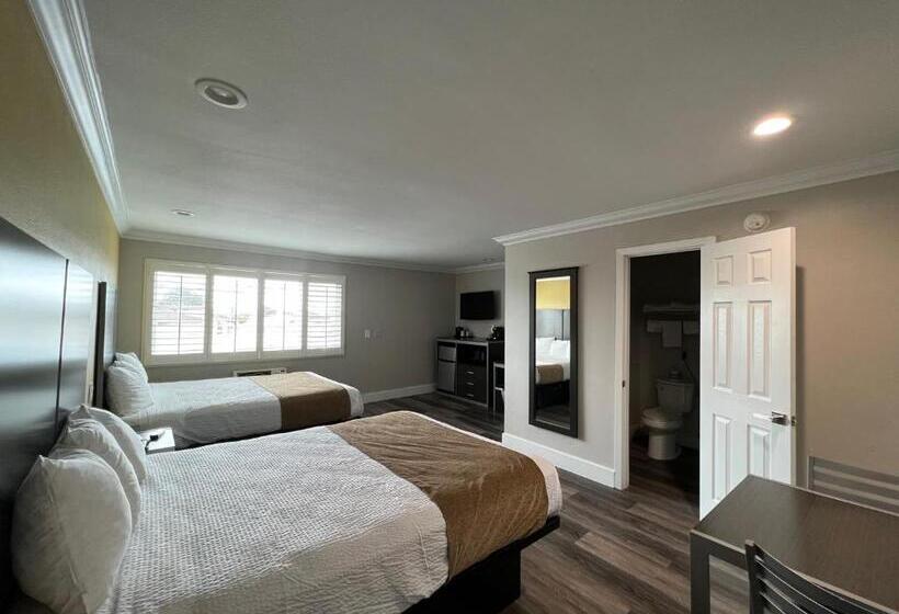 汽车旅馆  Deluxe Inn Hawthorne/ Lax