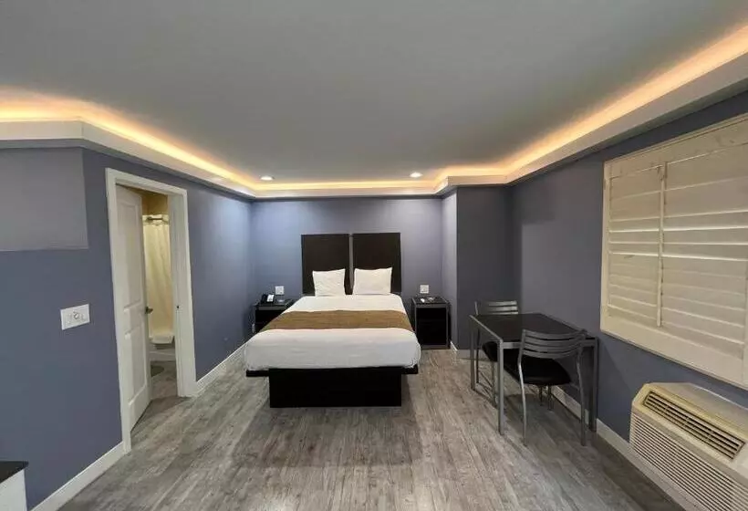 モーテル Deluxe Inn Hawthorne/ Lax
