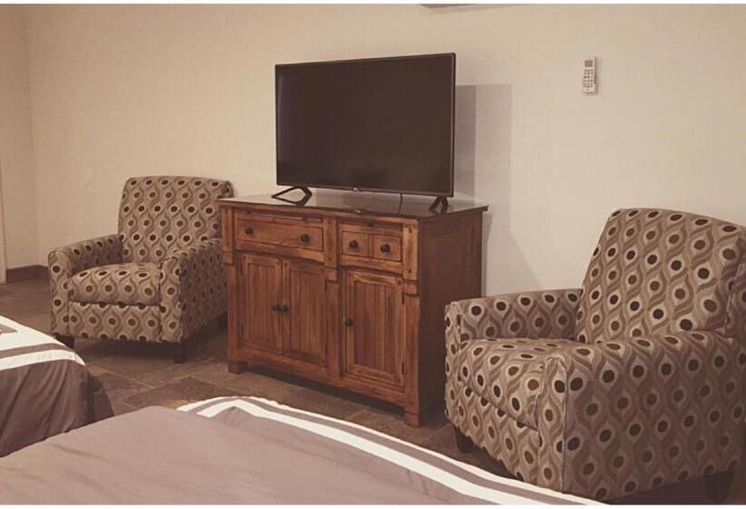 فندق على الطريق Harbour Inn