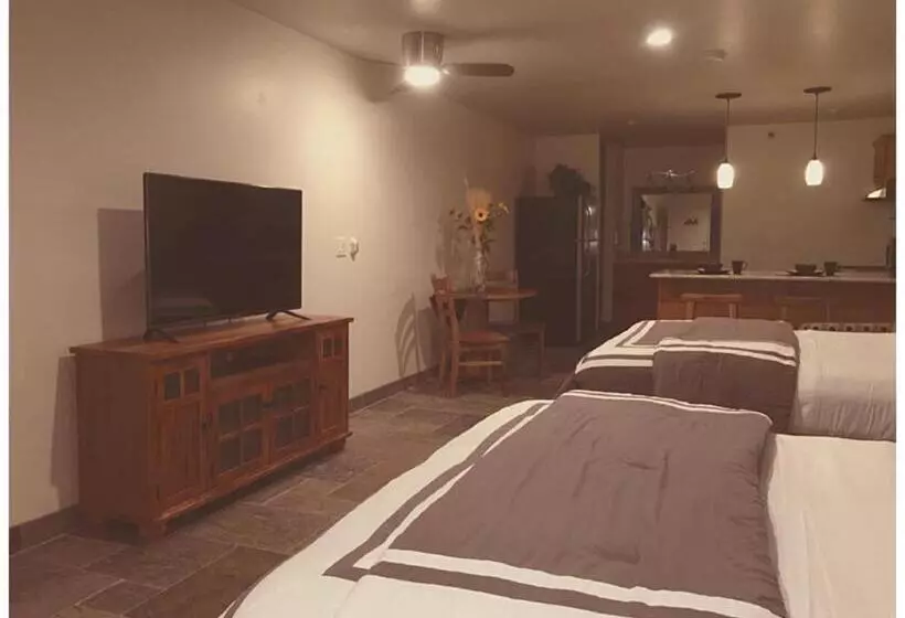 モーテル Harbour Inn