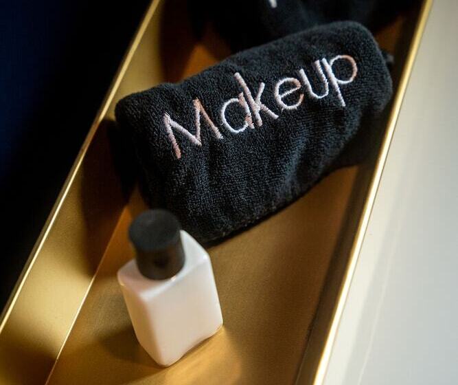 모텔 The Hotel Melrose