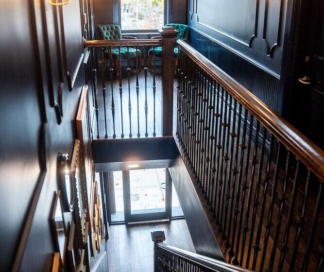 모텔 The Hotel Melrose