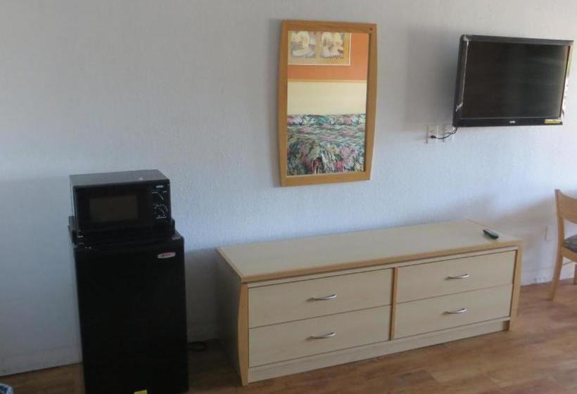 מוטל Mustang Inn And Suites