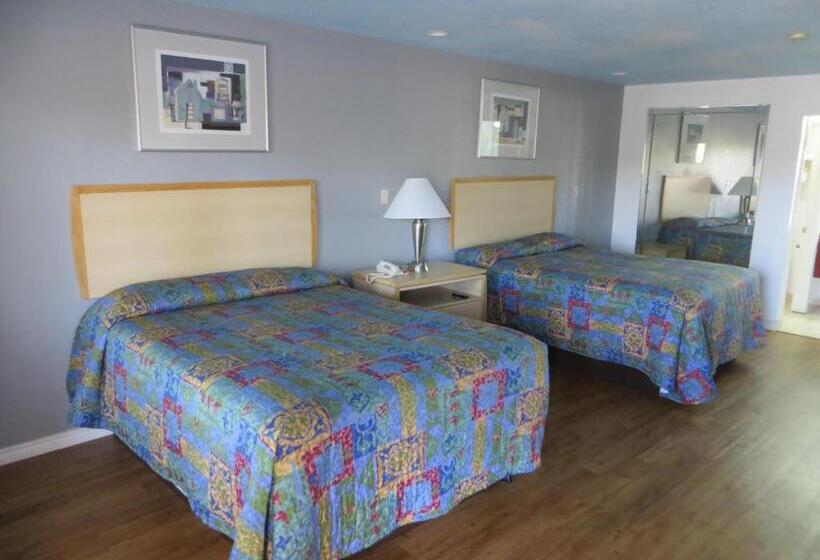 מוטל Mustang Inn And Suites