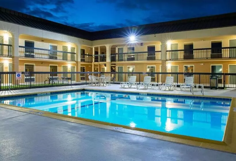 Motelli Quality Inn At Arlington Highlands