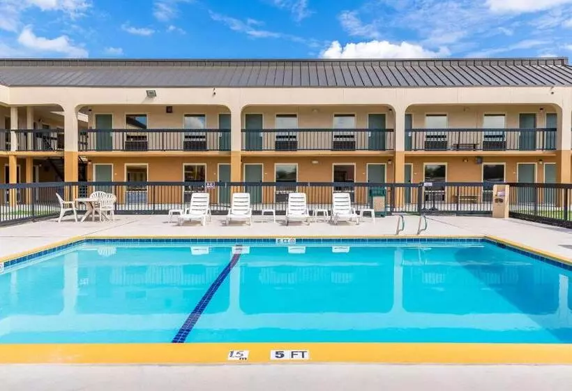 Motelli Quality Inn At Arlington Highlands