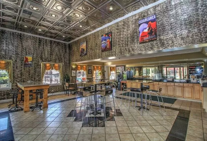 Motelli The Guest Lodge Gainesville