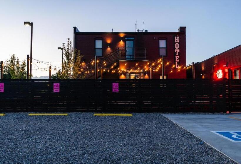 모텔 The Hotel Melrose