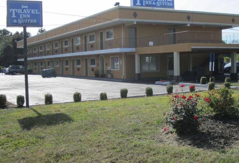 Мотель Travel Inn & Suites