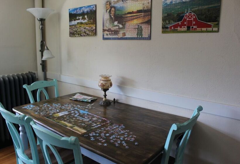 إقامة Northside School Bed & Breakfast