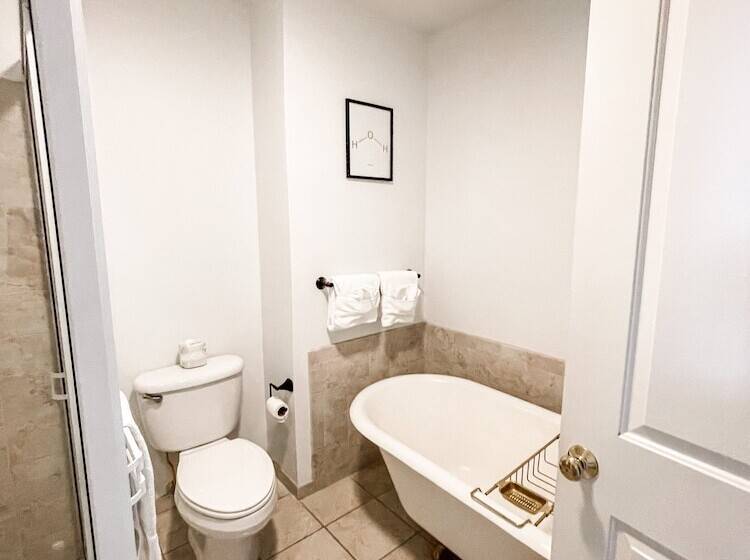 إقامة Northside School Bed & Breakfast