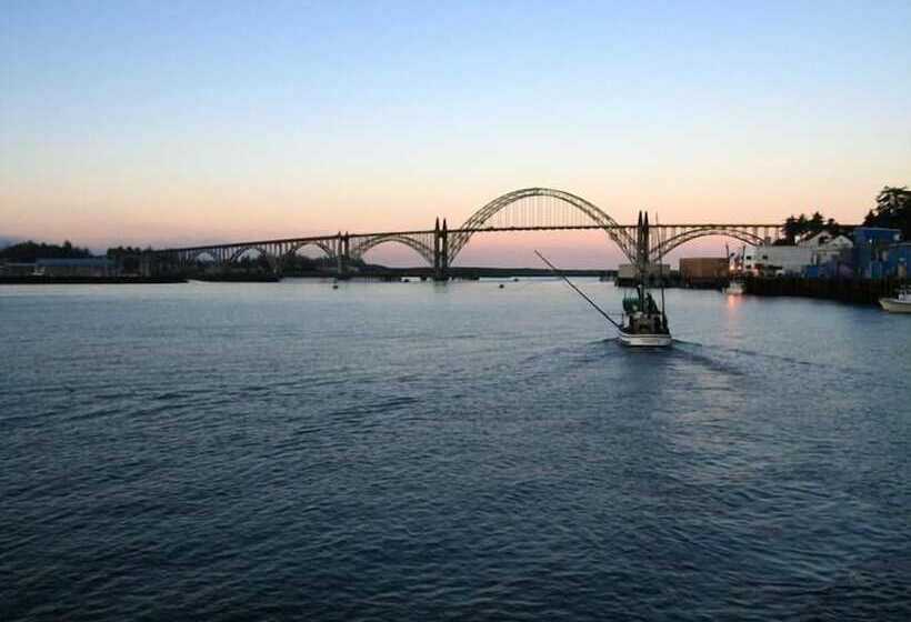 Summer Wind Budget Motel