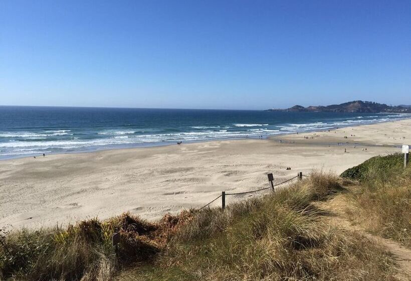 Summer Wind Budget Motel