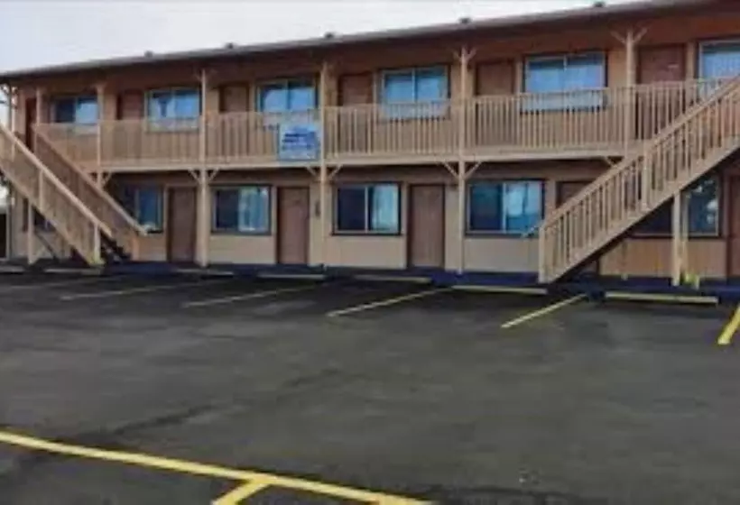 Summer Wind Budget Motel