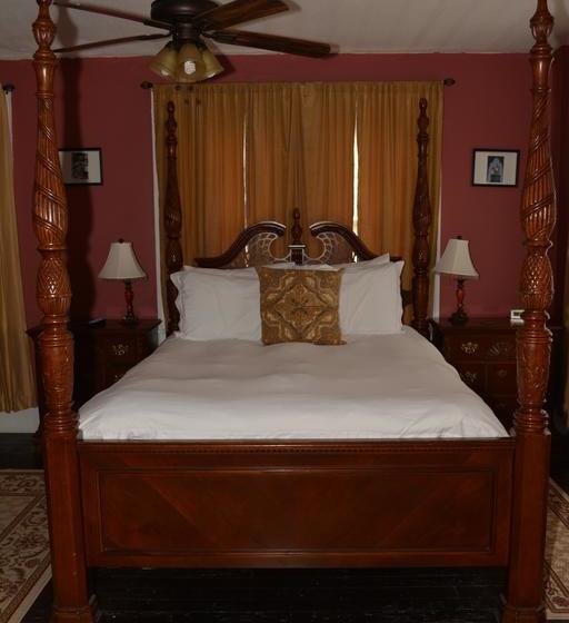 The Londoner Bed & Breakfast