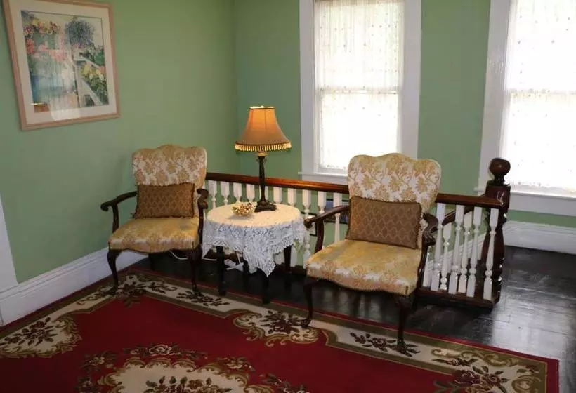 The Londoner Bed & Breakfast