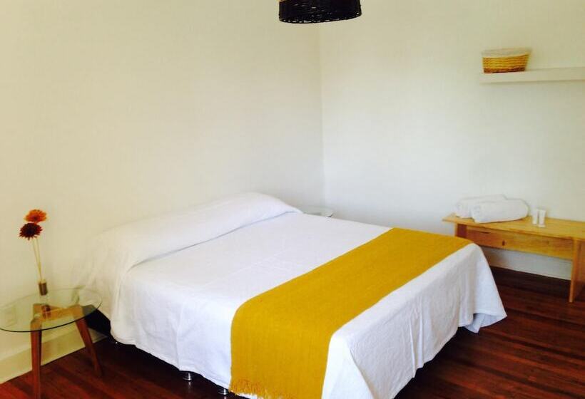 هتل Casa Baquedano