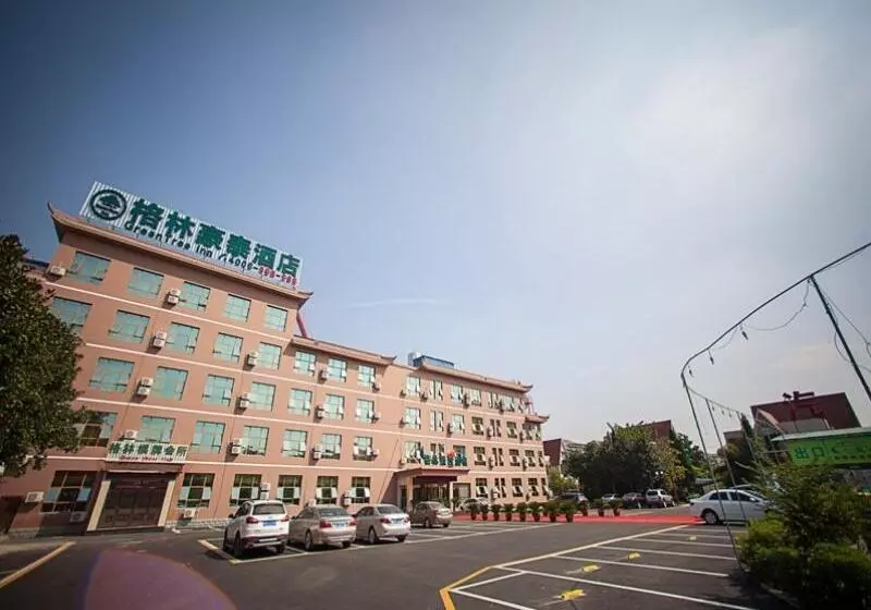 Hotelli Greentree Inn Anhui Wuhu Yinhunorthroad Fangte World Resort South Gate Business