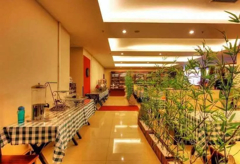 Hotelli Greentree Inn Beijing Chaoyang Shilihe Antique Cit