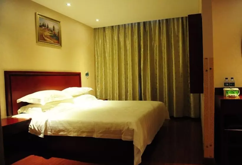 Hotelli Greentree Inn Ganzhou Sankang Temple Darunfa Express