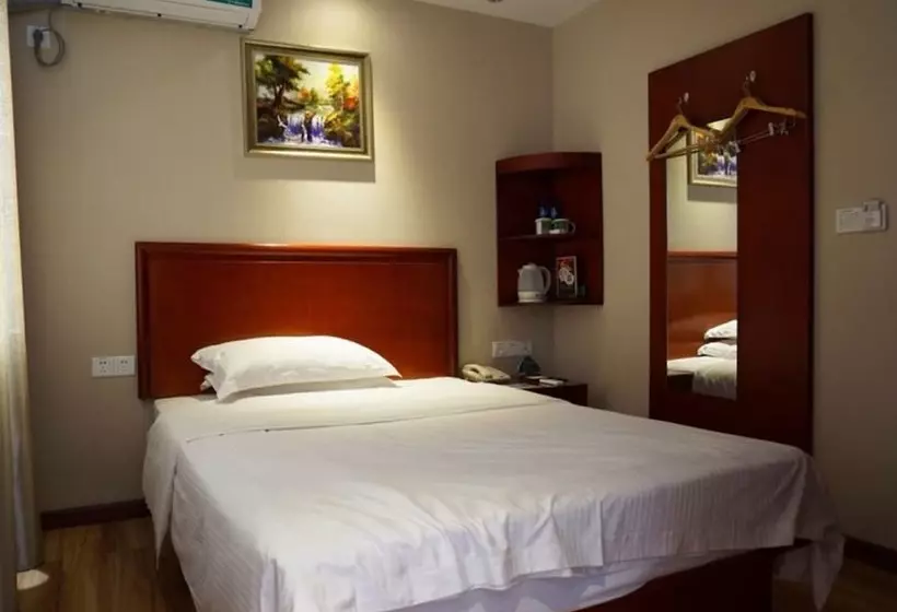 Hotelli Greentree Inn Ganzhou Sankang Temple Darunfa Express