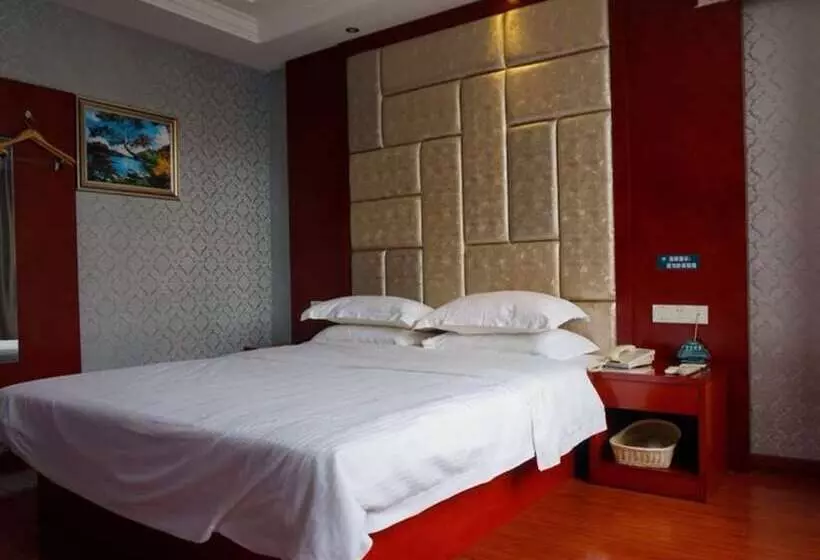 Hotelli Greentree Inn Ganzhou Sankang Temple Darunfa Express