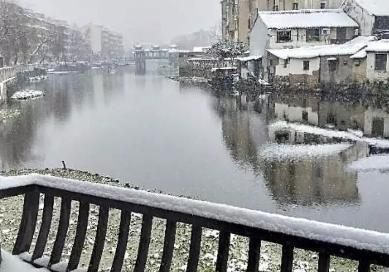 ホテル Greentree Inn Huzhou South Street Chaoyin Bridge Business